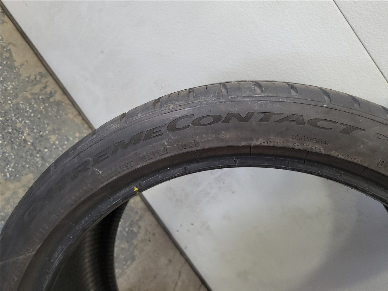 2021 CAMARO CONTINENTAL EXTREMECONTACT 305/30R20 33884 - image 8