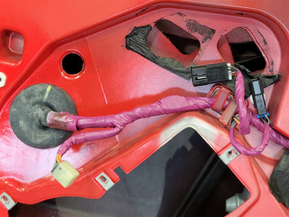 1999 CORVETTE RH PASSENGER FRONT DOOR RED 000 33890 - image 20