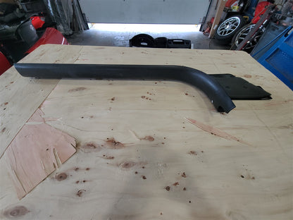 1999 CORVETTE LH DRIVER DOOR SILL TRIM PLATE 33907 - image 9
