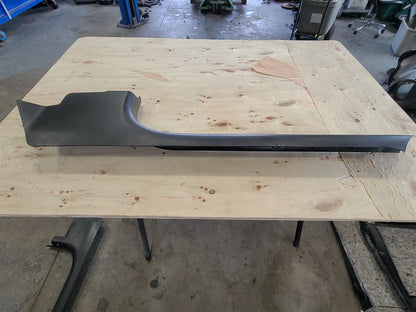 1999 CORVETTE RH PASSENGER DOOR SILL TRIM PLATE 33908 - image 2
