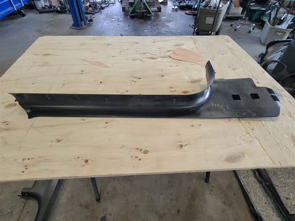 1999 CORVETTE RH PASSENGER DOOR SILL TRIM PLATE 33908 - image 7