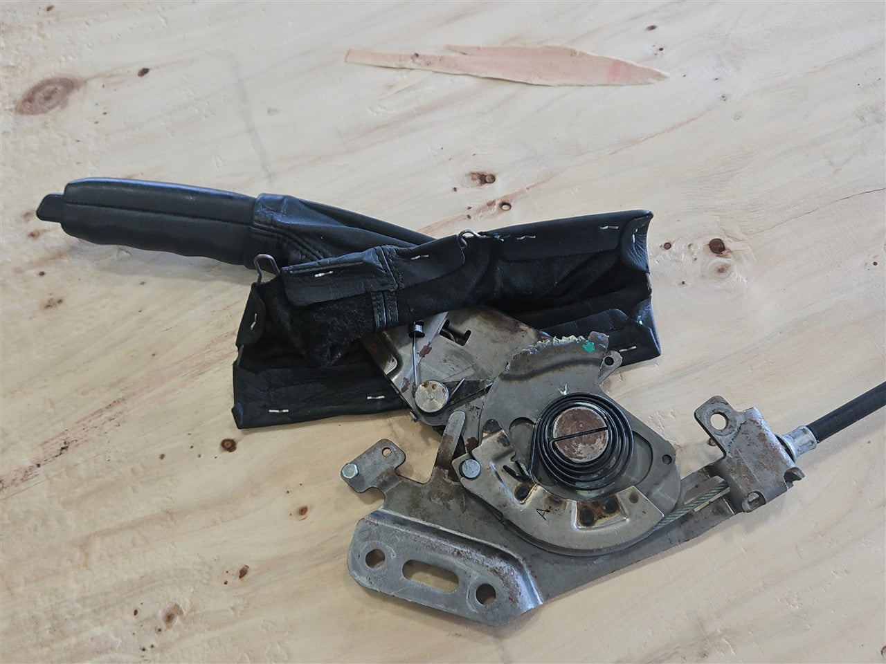 1999 CORVETTE E BRAKE HANDLE & BOOT 33911 - image 11