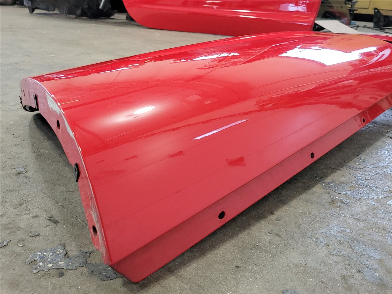 1999 CORVETTE LH QUARTER TORCH RED 70U 000 33913 - image 7