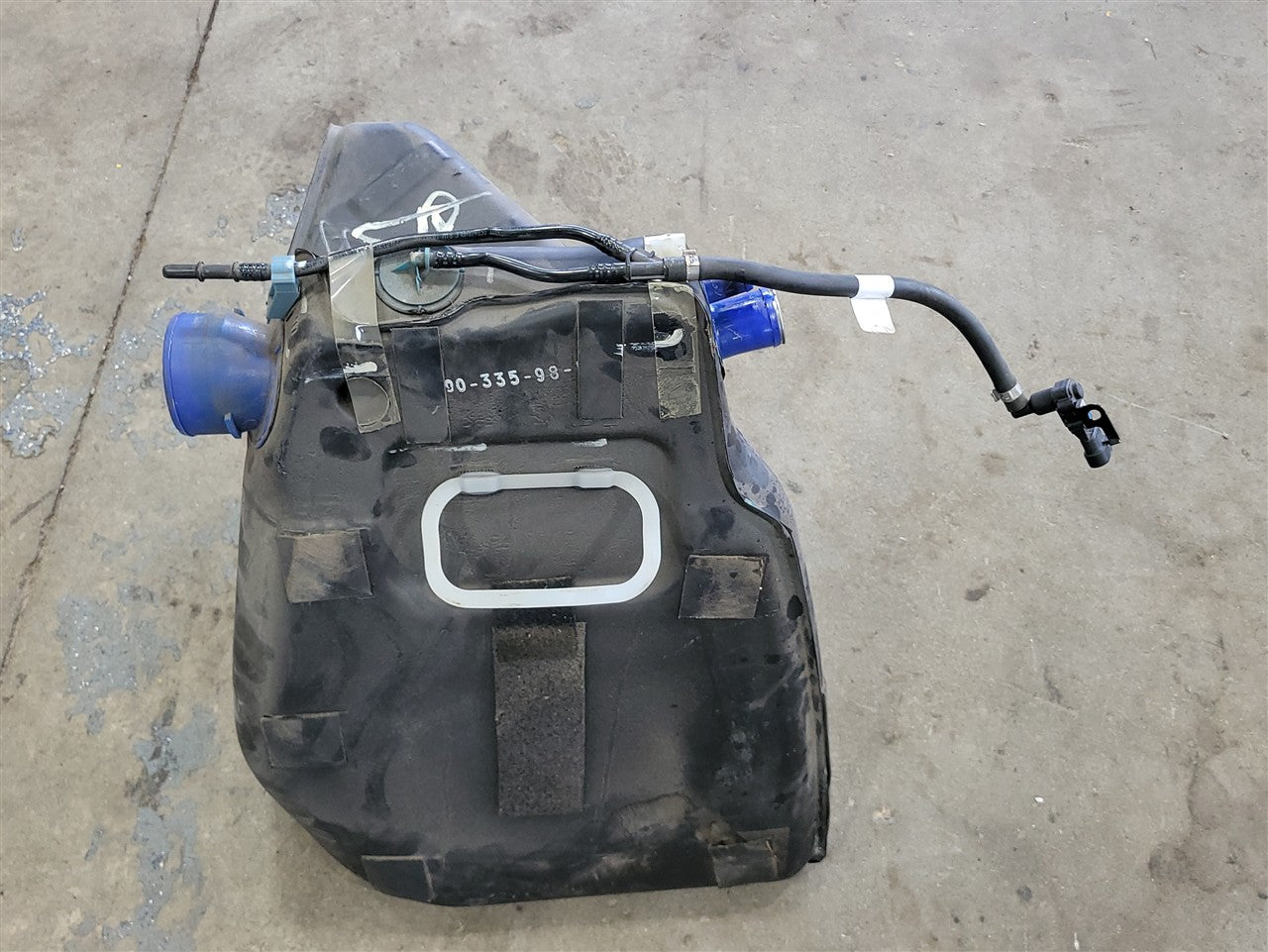 1999 CORVETTE LH FUEL TANK WITH FUEL PUMP 64K 33914 - image 6