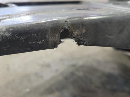 1999 CORVETTE RH PASSENGER INNER FENDER STRUCTURE 33916 - image 2