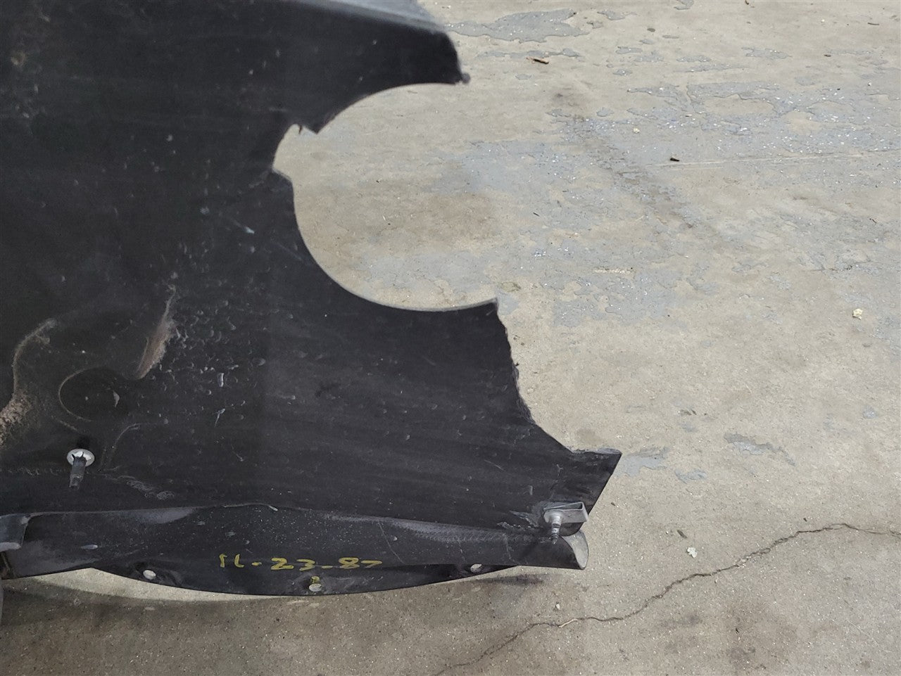 1999 CORVETTE RH PASSENGER INNER FENDER STRUCTURE 33916 - image 3