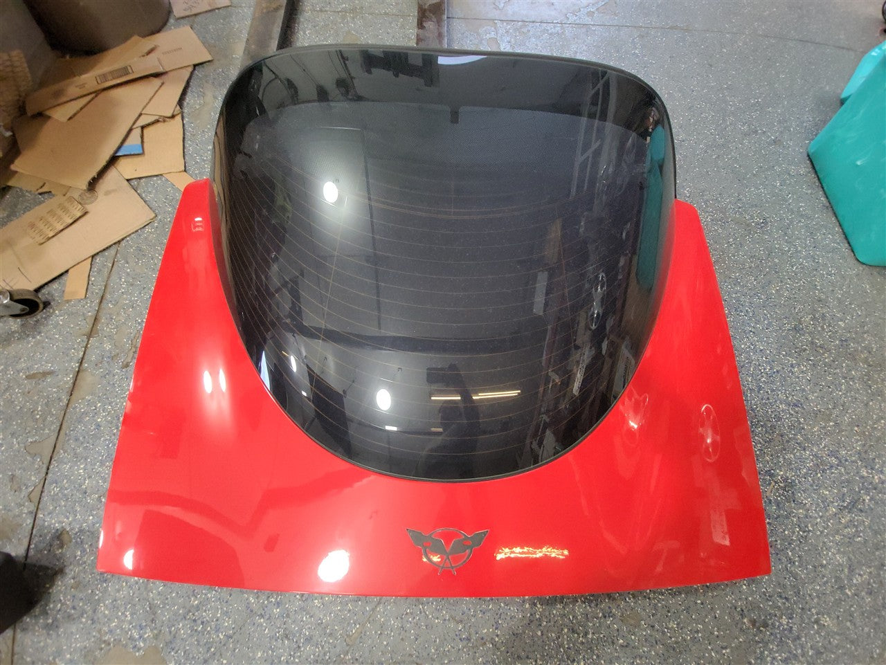 1999 CORVETTE DECKLID W/GLASS TORCH RED 70U 000 33919 - image 1