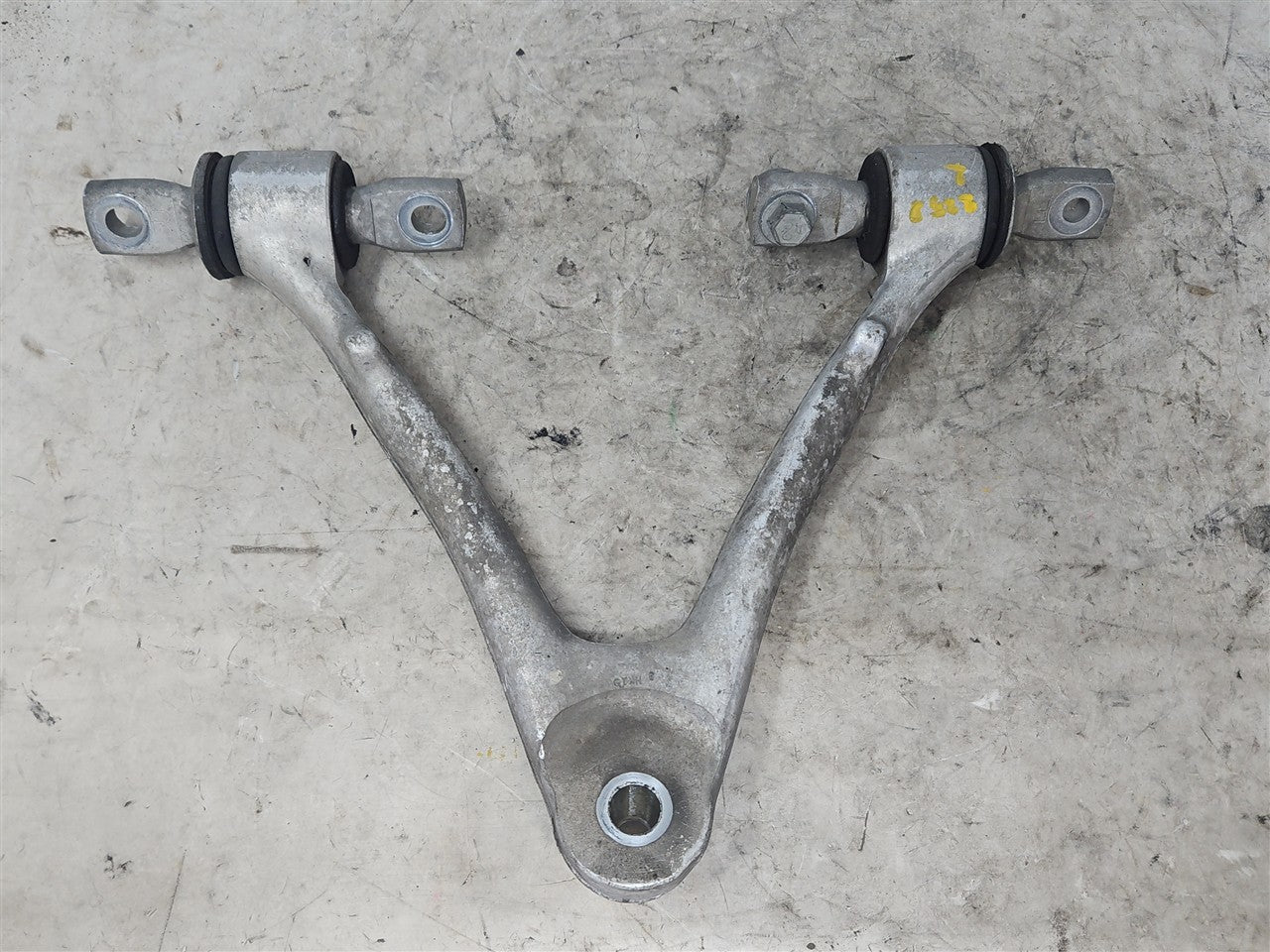 1999 CORVETTE RH FRONT UPPER CONTROL ARM 64K 33920 - image 6