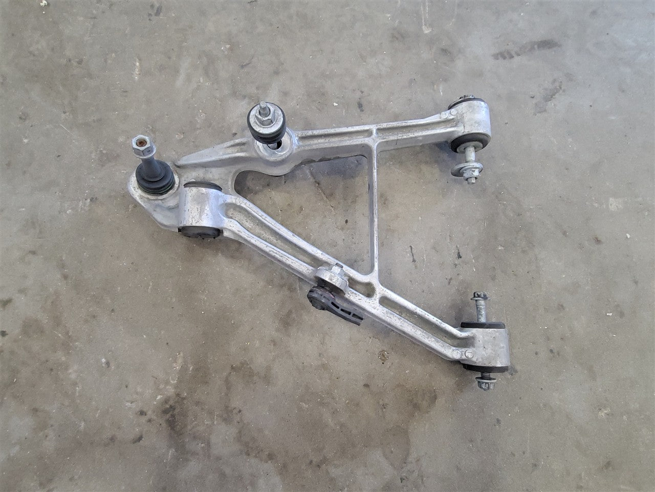 1999 CORVETTE LH DRIVER REAR LOWER CONTROL ARM 64K 33923 - image 1
