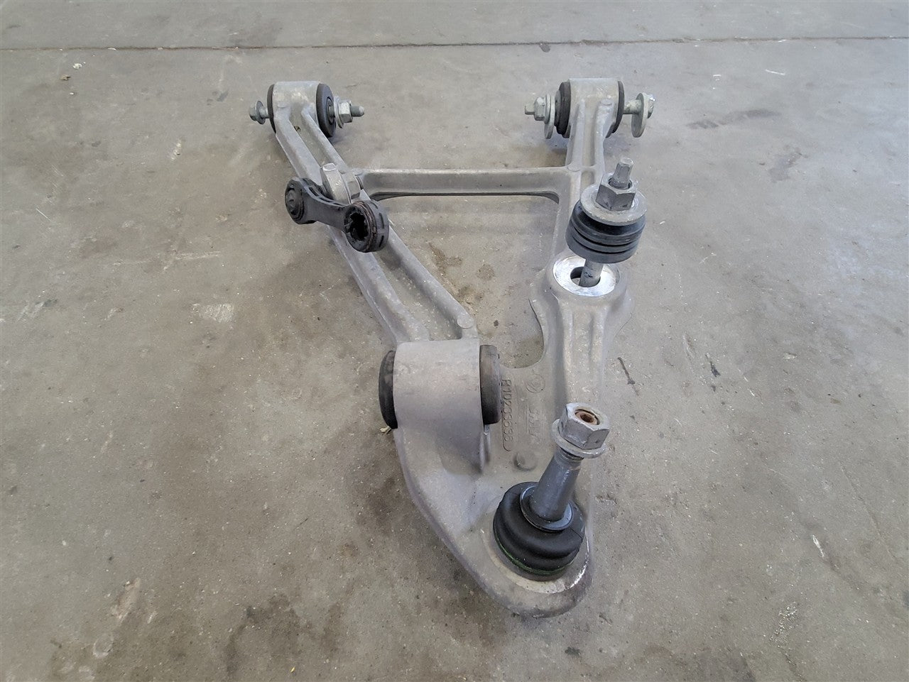 1999 CORVETTE RH REAR LOWER CONTROL ARM 64K 33924 - image 4