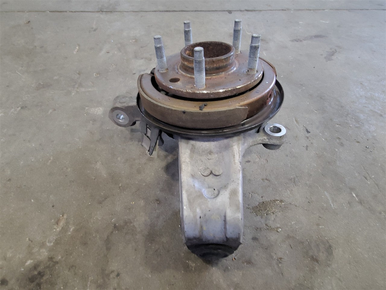 1999 CORVETTE LH DRIVER REAR SPINDLE & HUB 64K 33927 - image 2