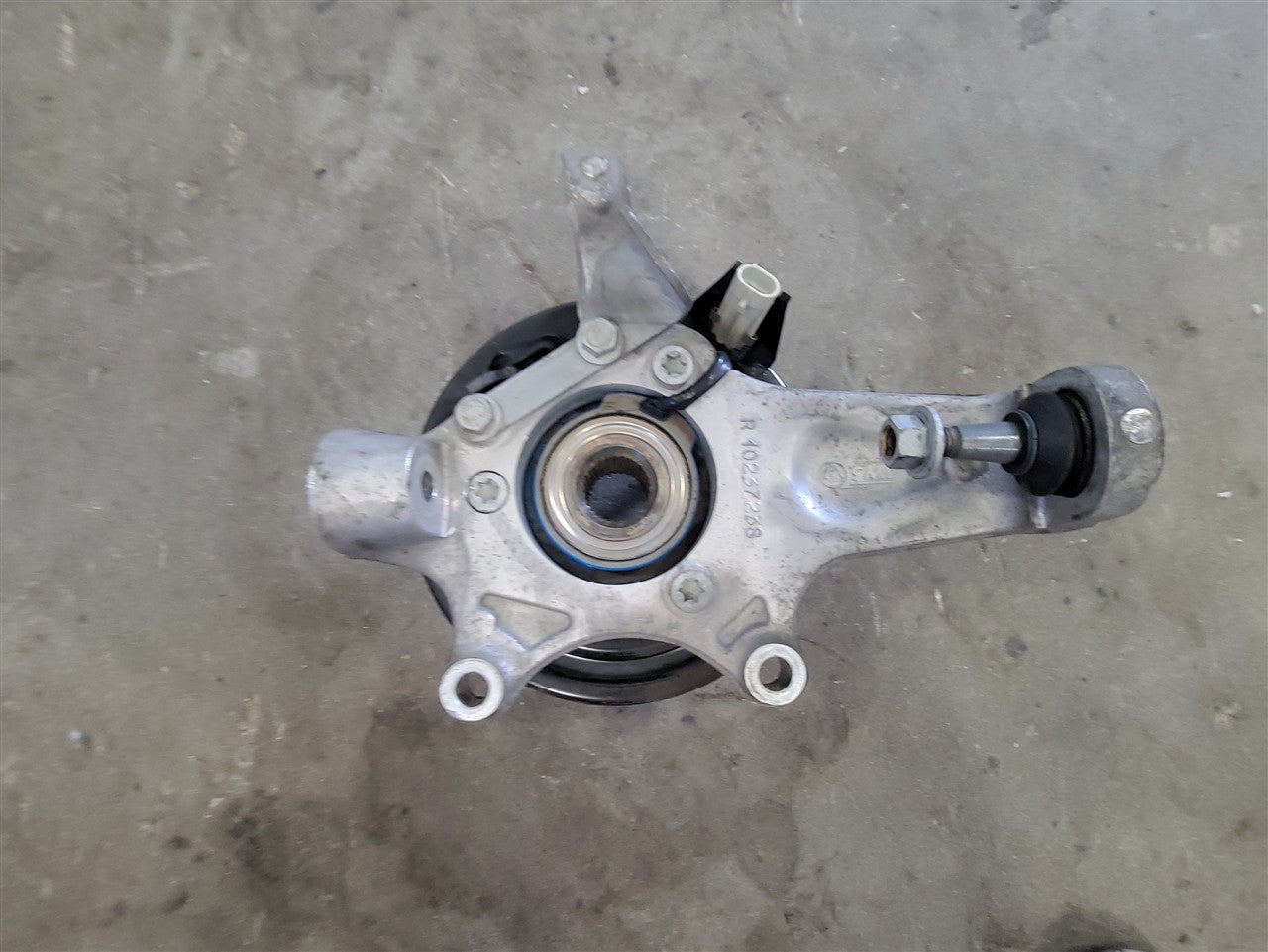 1999 CORVETTE LH DRIVER REAR SPINDLE & HUB 64K 33927 - image 8