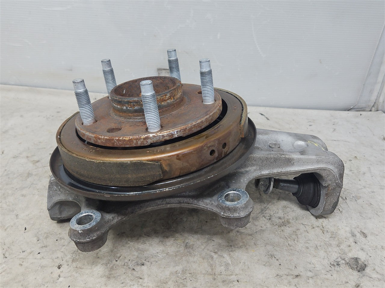 1999 CORVETTE RH PASSENGER REAR SPINDLE & HUB 64K 33928 - image 6