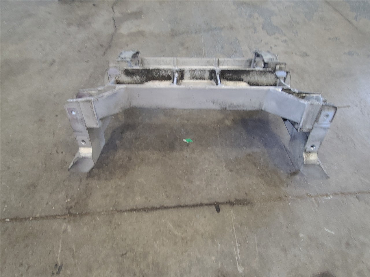 1999 CORVETTE REAR SUSPENSION CROSSMEMBER BARE 64K 33930 - image 7