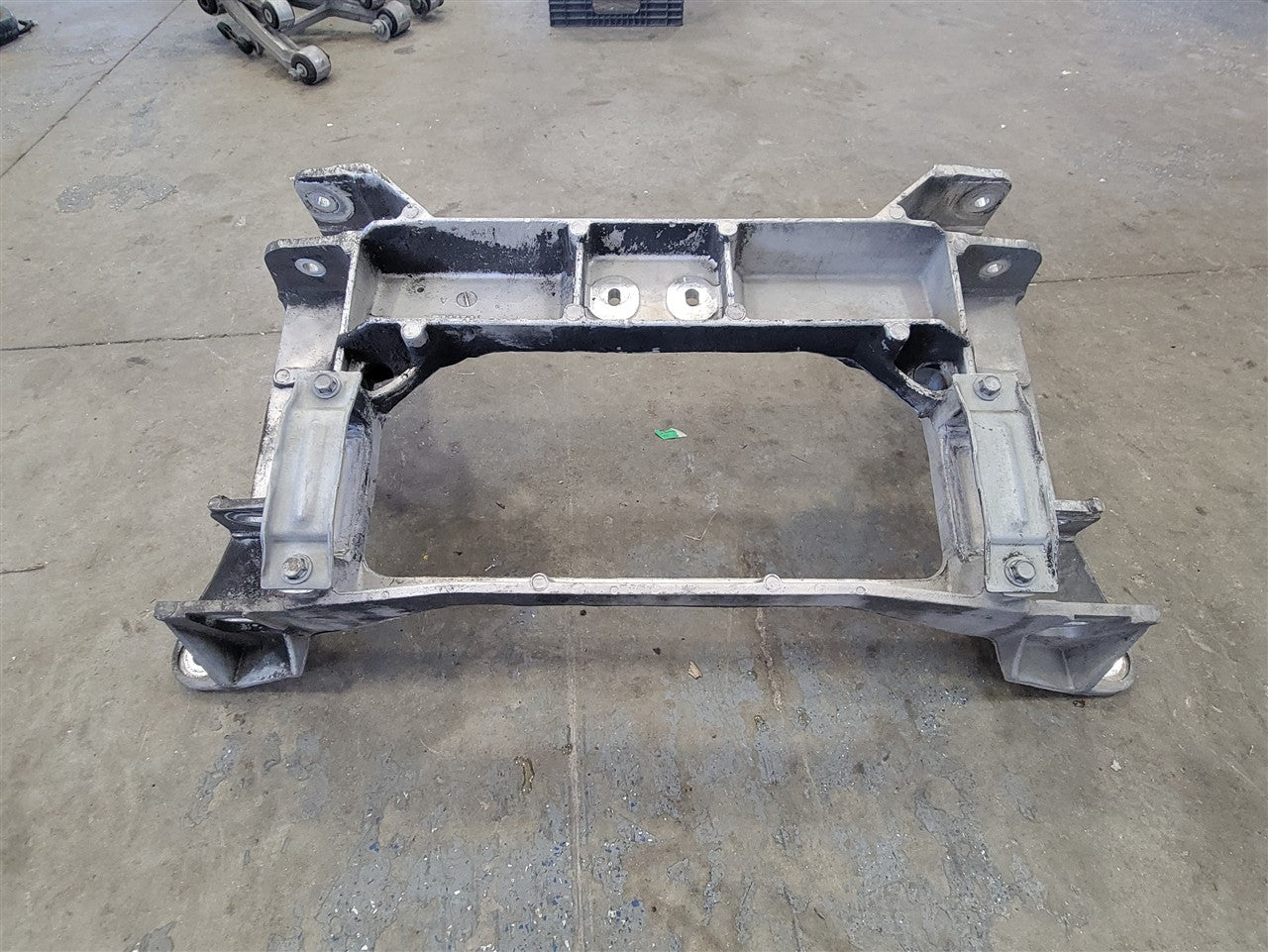 1999 CORVETTE REAR SUSPENSION CROSSMEMBER BARE 64K 33930 - image 10