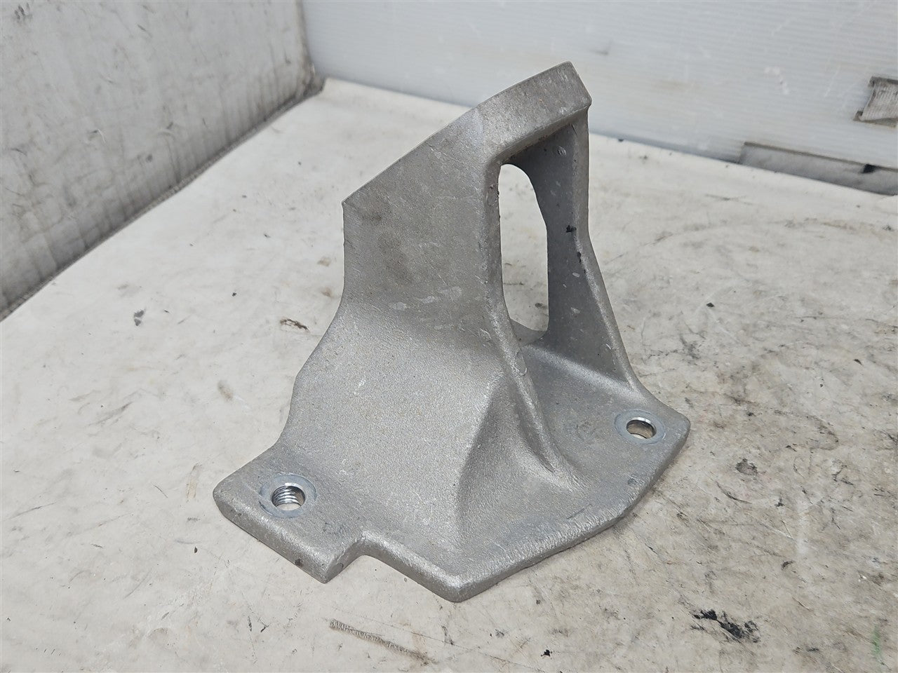 1999 CORVETTE ENGINE MOUNT STAND 10260642 10260643 33933 - image 7