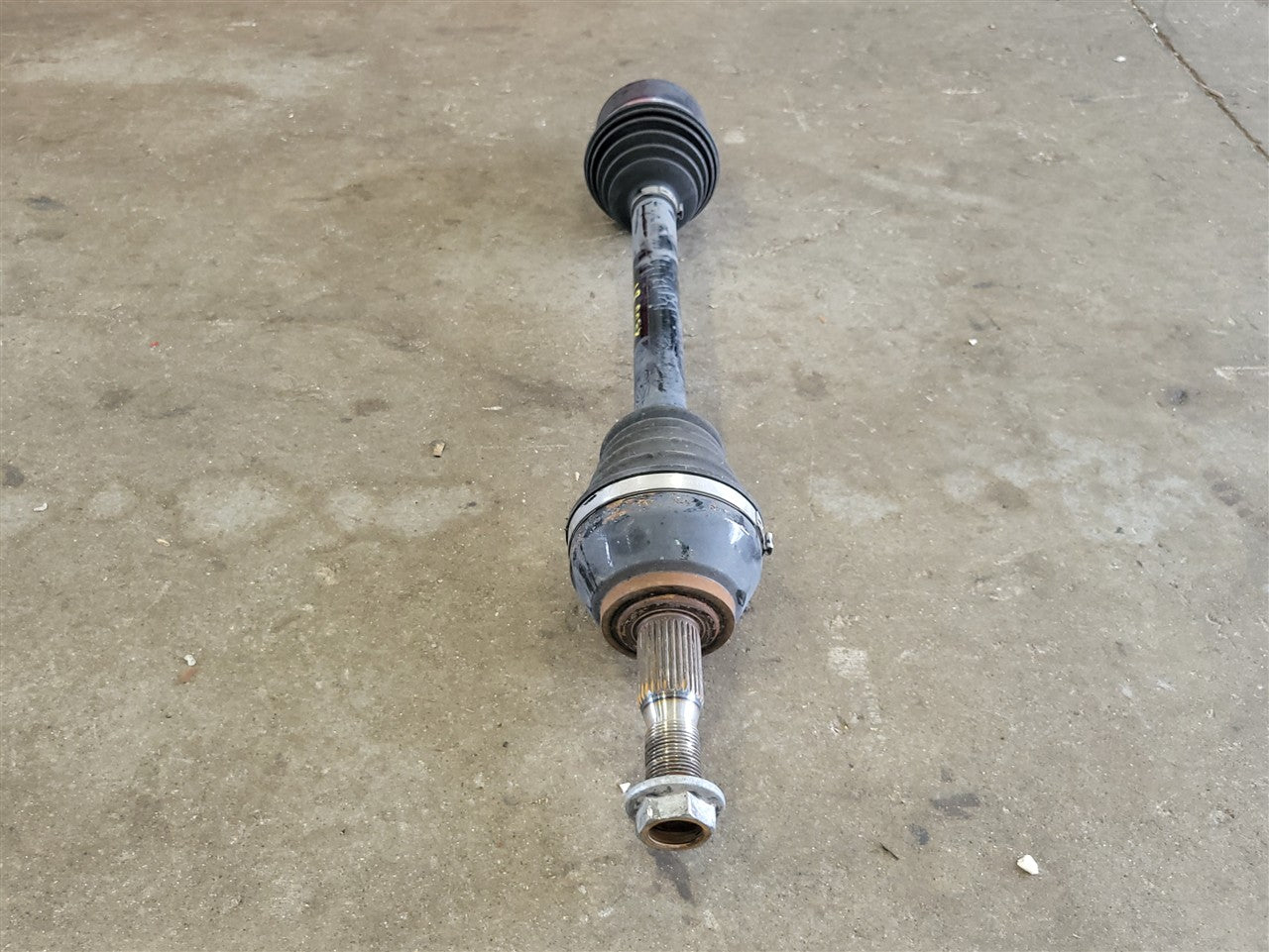 1999 CORVETTE OEM REAR AXLE SHAFT 64K MILES 33943 - image 2