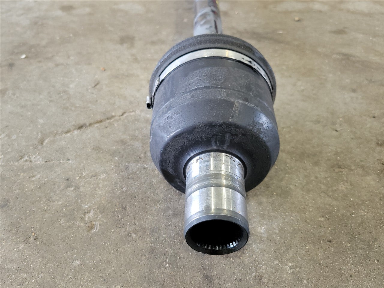 1999 CORVETTE OEM REAR AXLE SHAFT 64K MILES 33943 - image 5