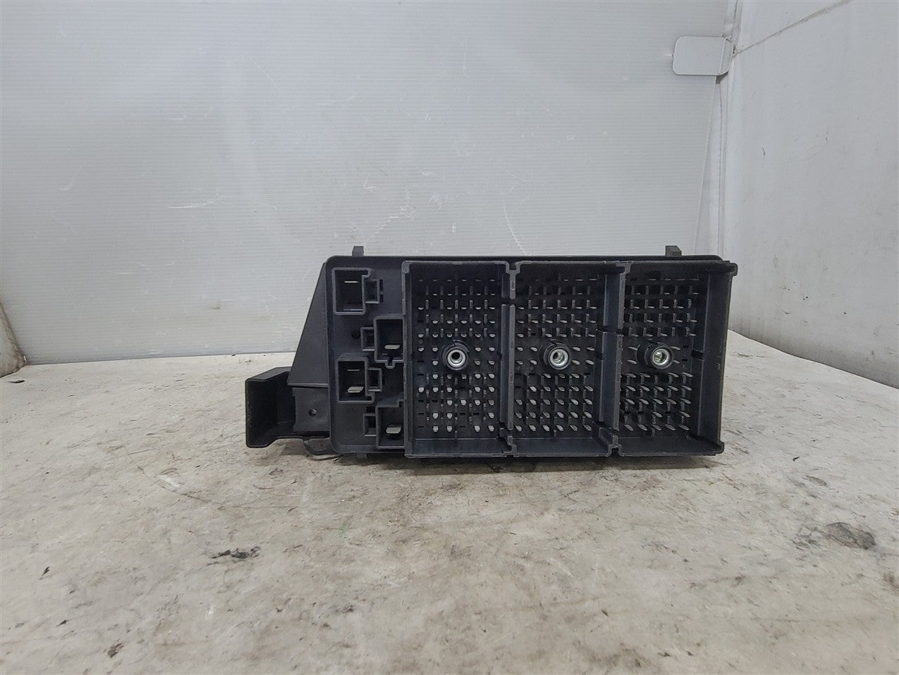 1999 CORVETTE ENGINE BAY FUSE BOX 15329395 33947 - image 6