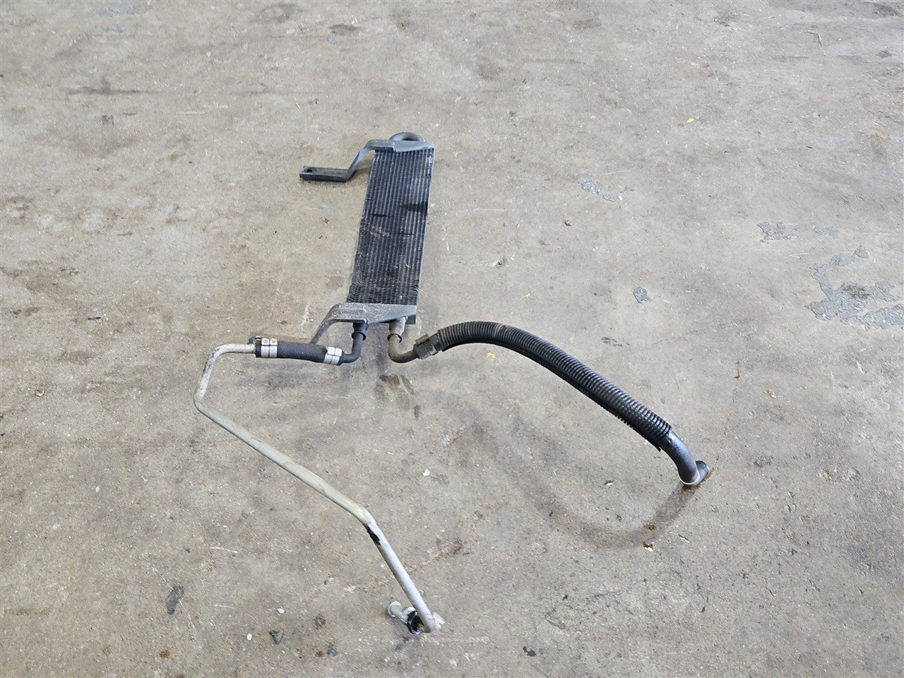 1999 CORVETTE OEM POWER STEERING COOLER & LINES 33951 - image 2