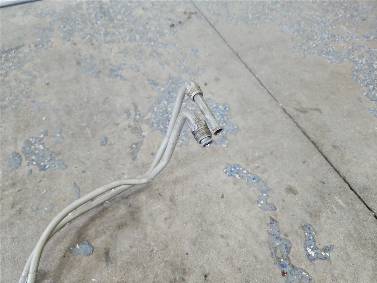 1999 CORVETTE REAR TRANSMISSION COOLER LINES PAIR 33952 - image 6