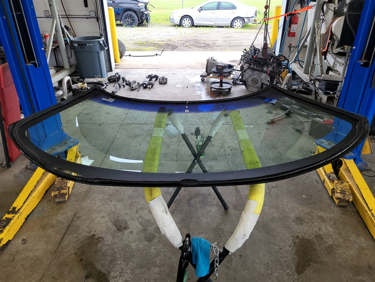 1999 CORVETTE OEM WINDSHIELD W/HUD UV6 - ON SHELF 33954 - image 13