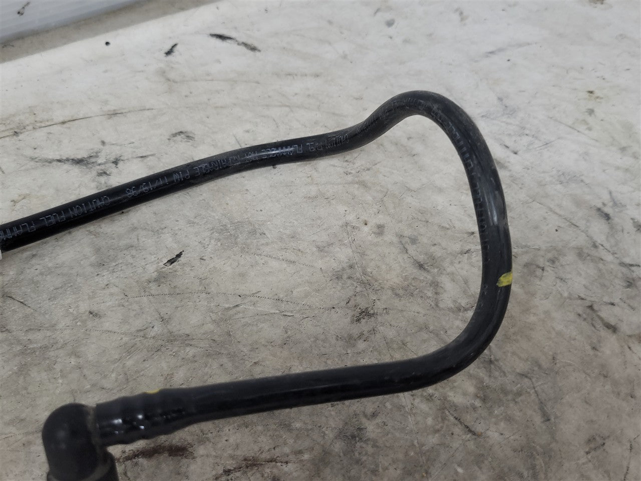 1999 CORVETTE FUEL REGULATOR RETURN LINE 10410935 33968 - image 3