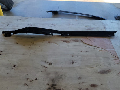 1999 CORVETTE LH EXTERIOR A PILLAR TRIM MOLDING 33974 - image 3