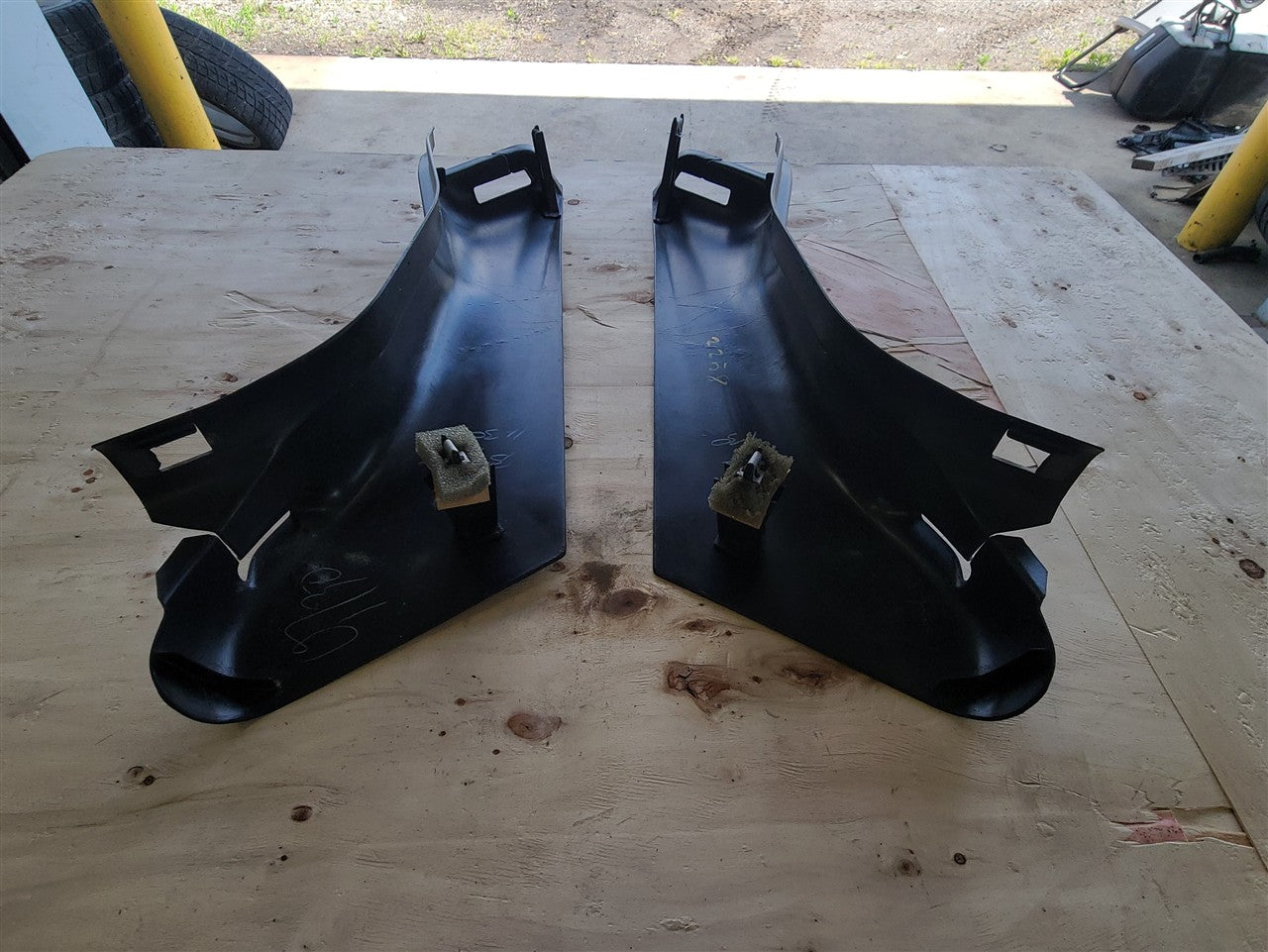 1999 CORVETTE LOWER B PILLAR SEAT BELT TRIM COVERS 33979 - image 10