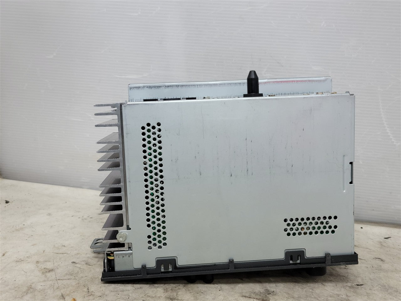 1999 CORVETTE OEM AM FM RADIO 16257631 33983 - image 9