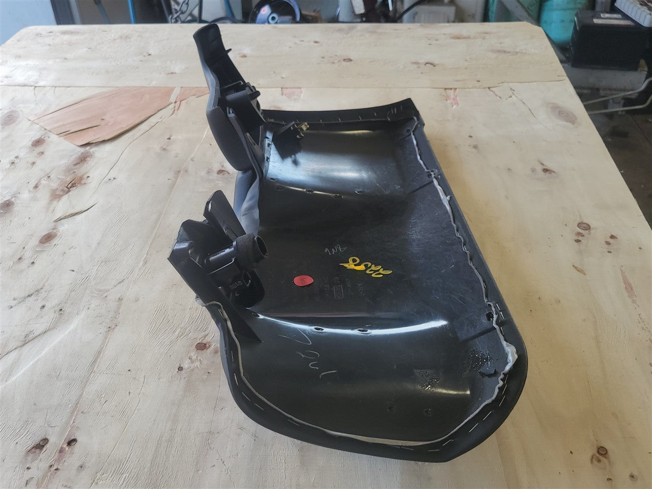 1999 CORVETTE DRIVER LOWER DASH KNEE BOLSTER TRIM 33991 - image 14
