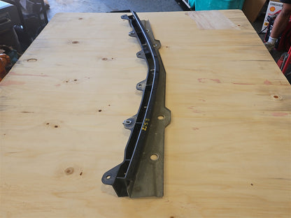 1999 CORVETTE FRONT BUMPER CENTER SUPPORT BRACKET 34000 - image 3