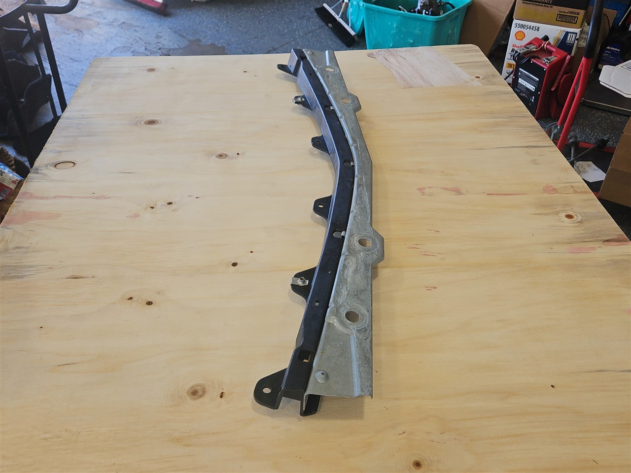 1999 CORVETTE FRONT BUMPER CENTER SUPPORT BRACKET 34000 - image 14