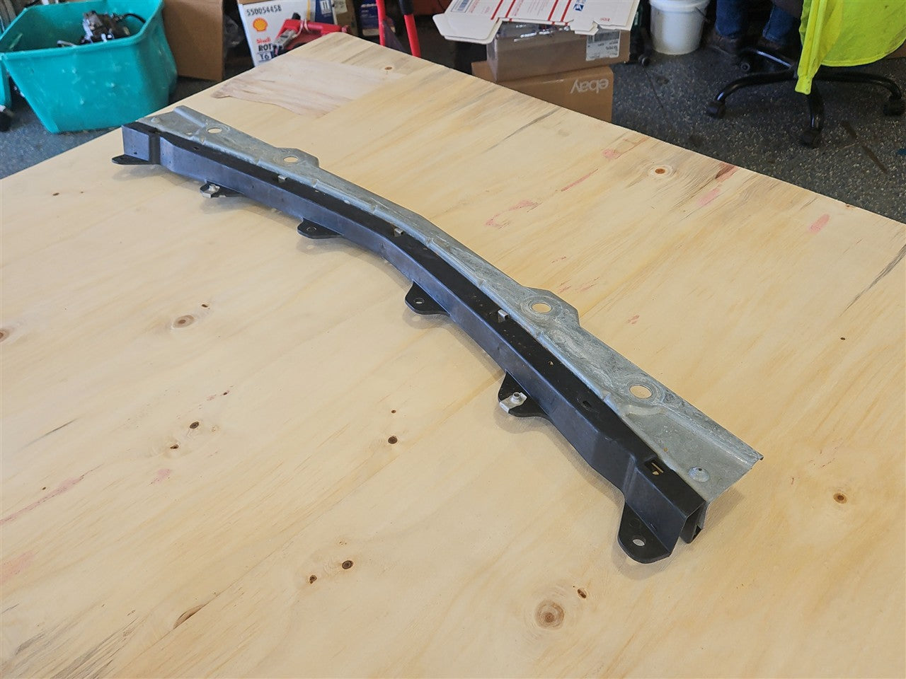 1999 CORVETTE FRONT BUMPER CENTER SUPPORT BRACKET 34000 - image 15