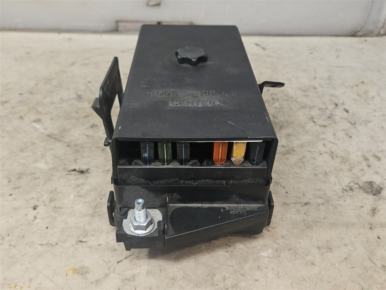 1999 CORVETTE INTERIOR CABIN FUSE BOX 12193791 34003 - image 1