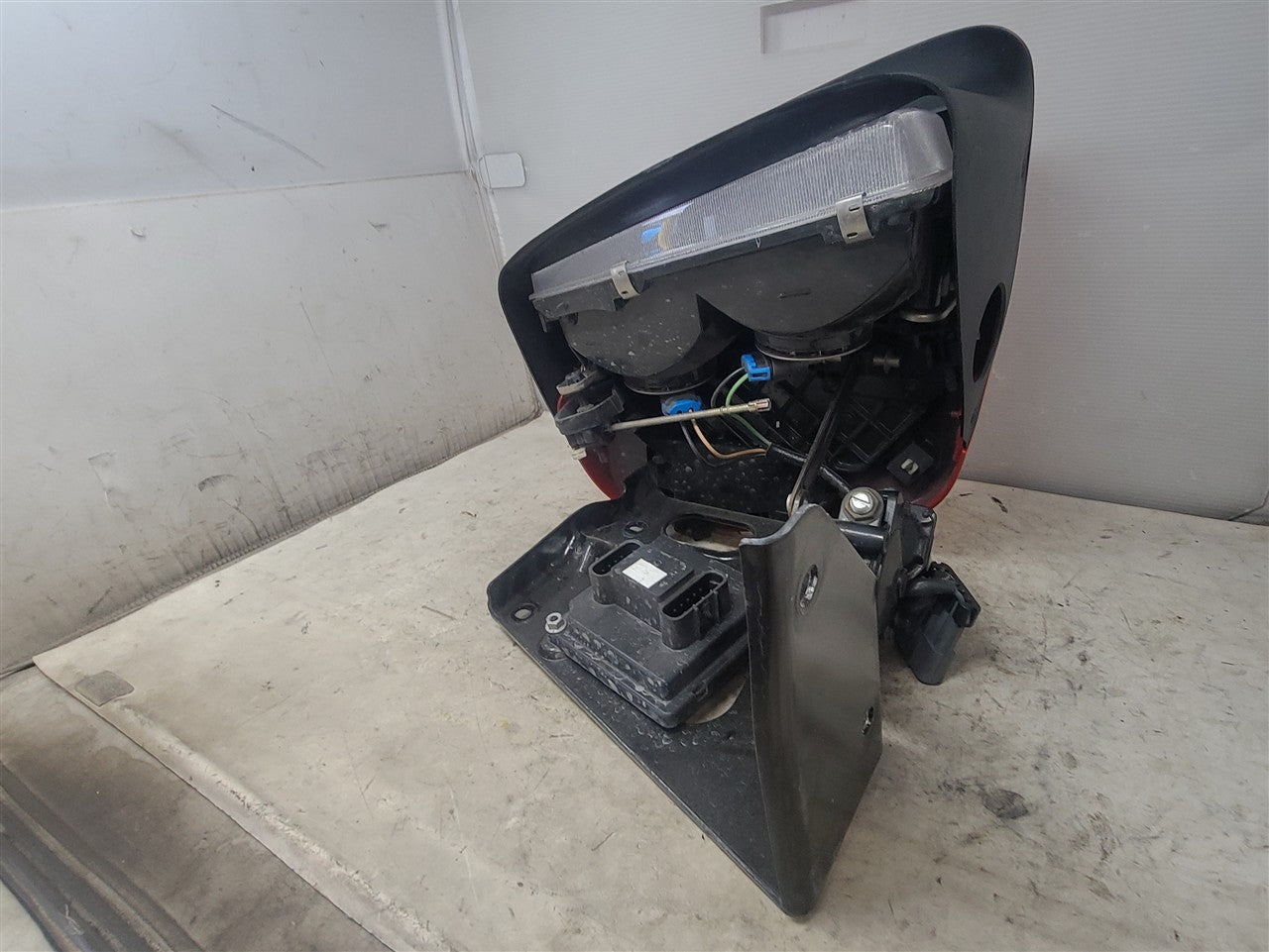 1999 CORVETTE RH HEADLIGHT ASSY TORCH RED 64K MI 34004 - image 9
