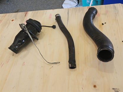 1999 CORVETTE FUEL FILLER NECK & HOSES 34010 - image 3