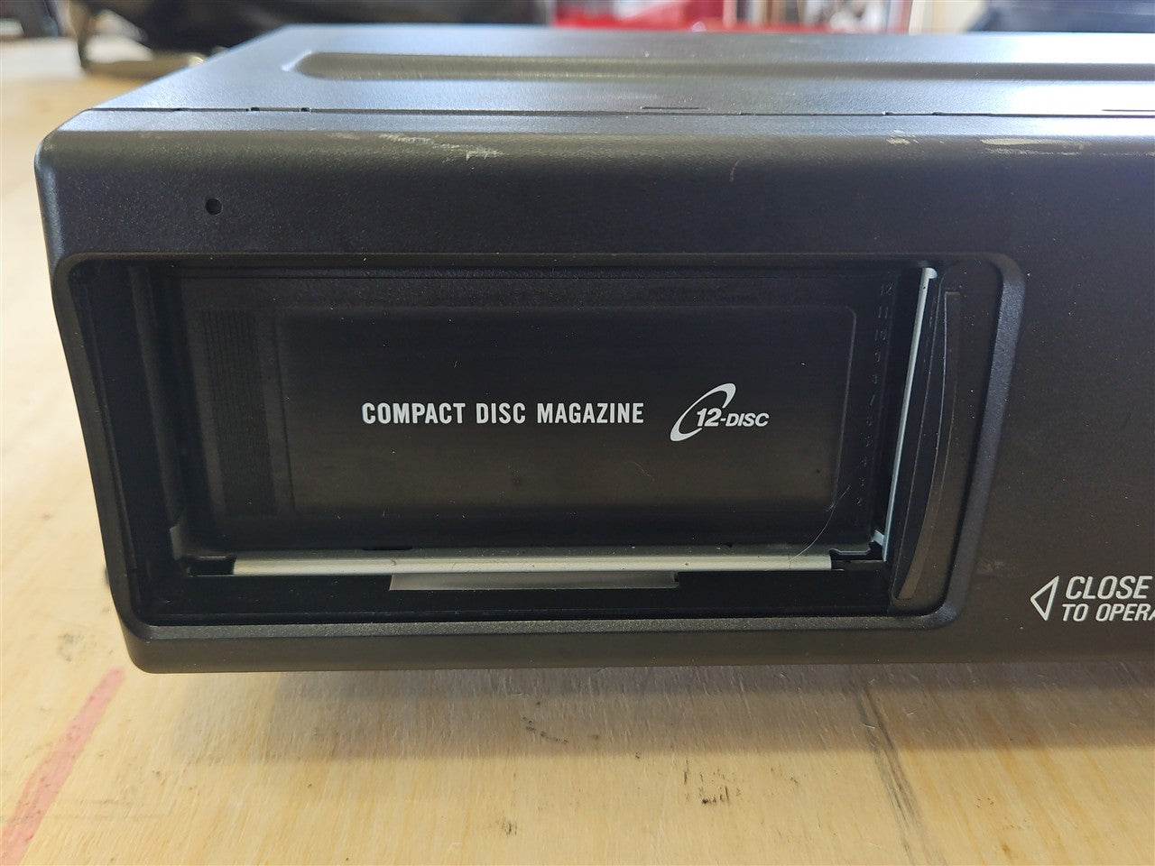 1999 CORVETTE 12 DISC CD CHANGER W/MAGAZINE TESTED 34011 - image 6