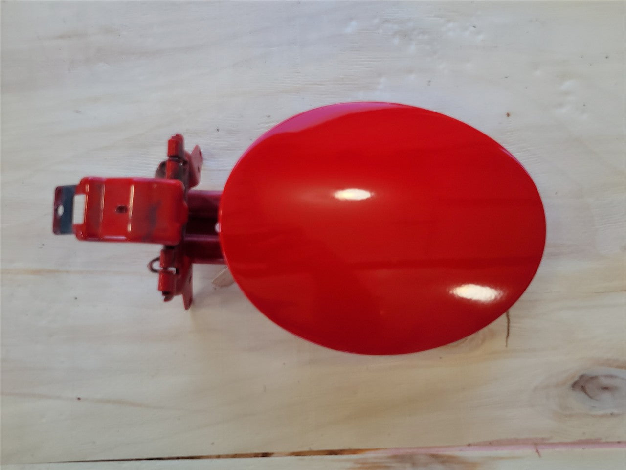 1999 CORVETTE GAS TANK FUEL FILLER DOOR TORCH RED 70U 10253857. FITS 97-04 C5 CORVETTE 34014 - image 1