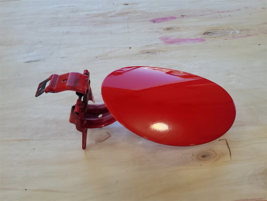 1999 CORVETTE GAS TANK FUEL FILLER DOOR TORCH RED 70U 10253857. FITS 97-04 C5 CORVETTE 34014 - image 2