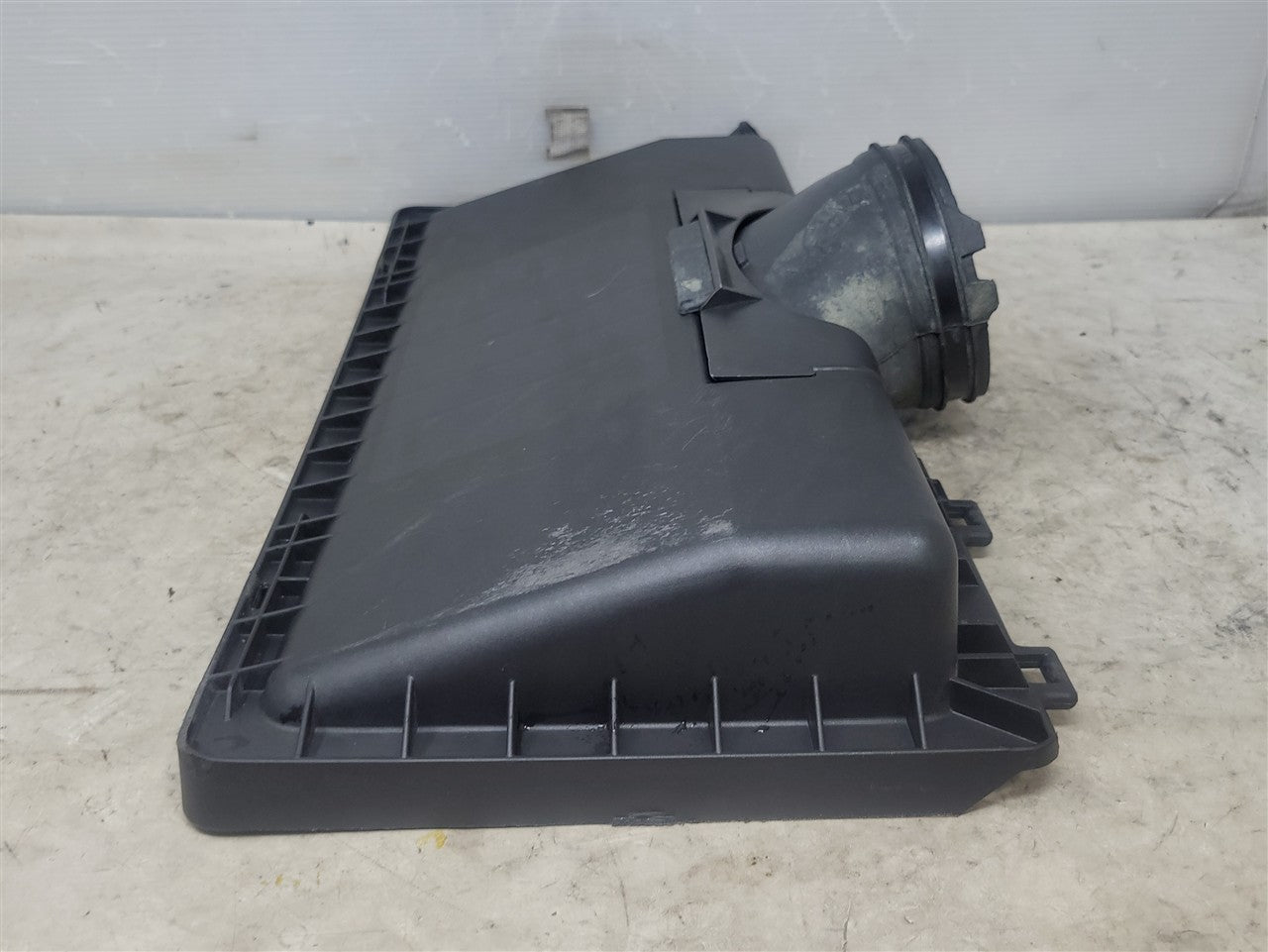 1999 CORVETTE AIR INTAKE FILTER LID ONLY 25166555 25176483 34016 - image 8