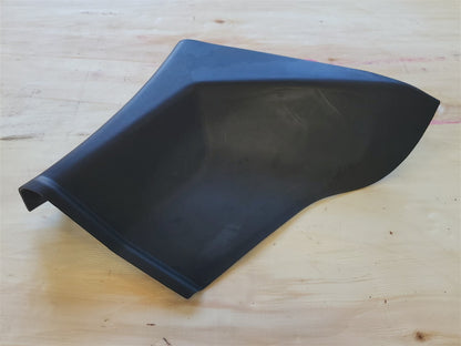 1999 CORVETTE 10289552 RH PASSENGER FENDER INNER COVER SPLASH GUARD 34018 - image 2