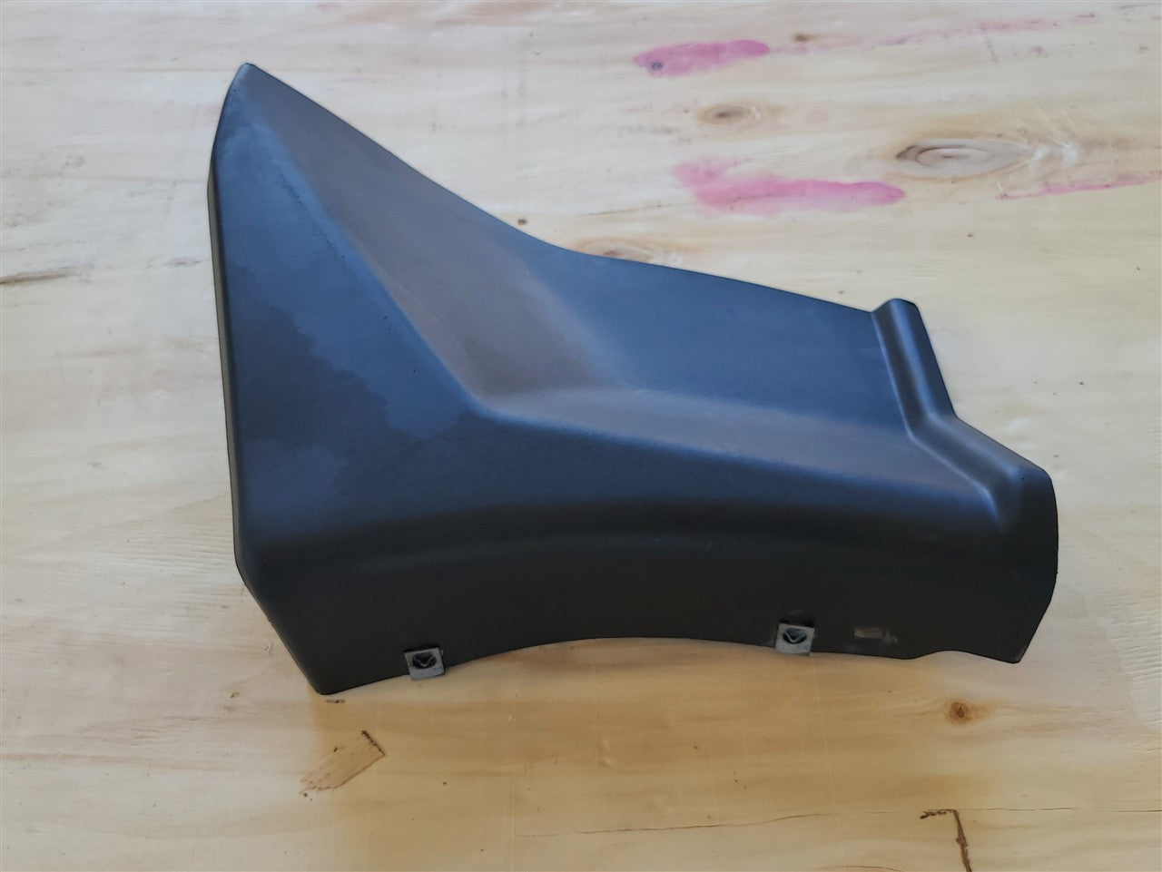 1999 CORVETTE 10289552 RH PASSENGER FENDER INNER COVER SPLASH GUARD 34018 - image 5