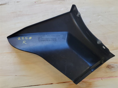 1999 CORVETTE 10289552 RH PASSENGER FENDER INNER COVER SPLASH GUARD 34018 - image 6