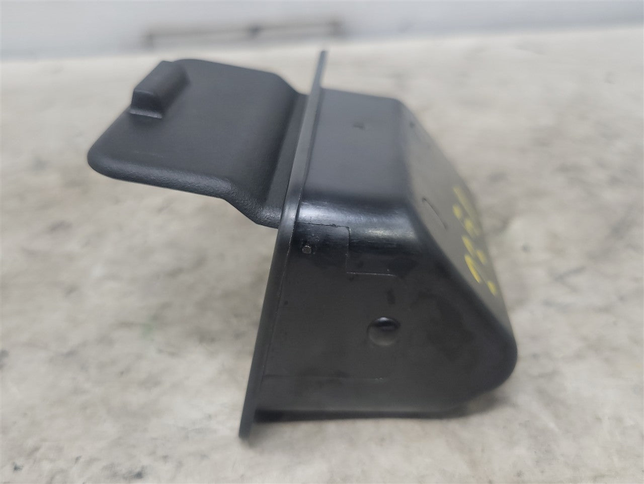 1999 CORVETTE OEM ASH TRAY 10247681 34024 - image 4