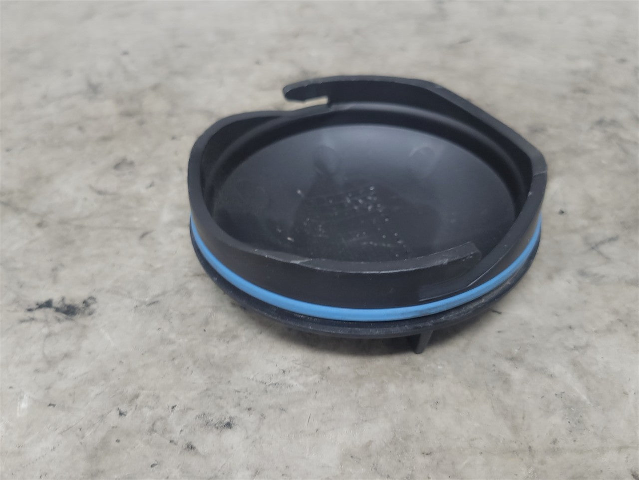 2015 CAMARO HEADLIGHT CAP COVER FOR LOW BEAM BULB 22941302 14-15 CAMARO 11-19 CHARGER 34027 - image 12
