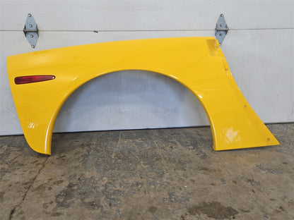 2005 CORVETTE RH PASSENGER QUARTER PANEL 000 MILLENIUM YELLOW PAINT CODE 79U / 5593 34032 - image 5