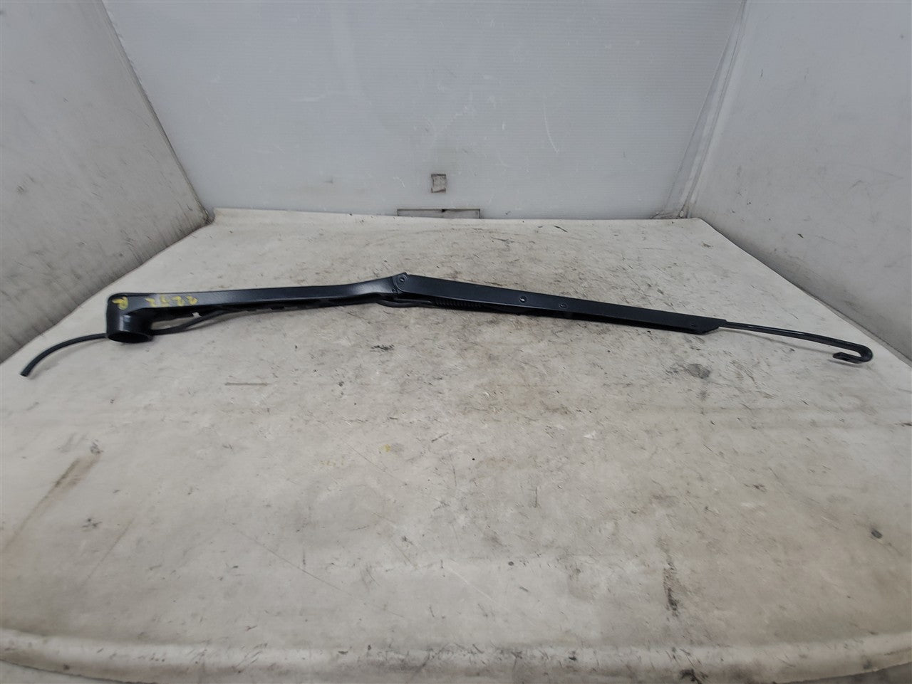 2005 CORVETTE WINDSHIELD WIPER ARMS PAIR LH RH 52K 34033 - image 8