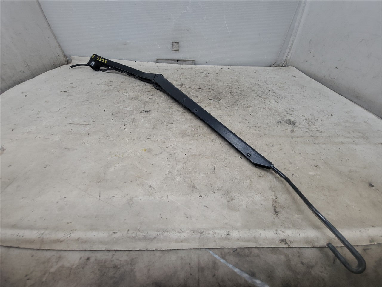 2005 CORVETTE WINDSHIELD WIPER ARMS PAIR LH RH 52K 34033 - image 9