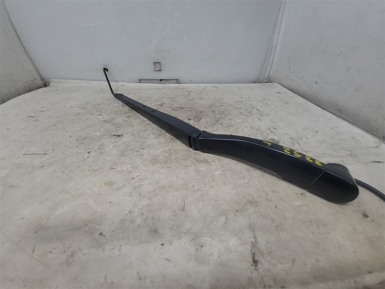 2005 CORVETTE WINDSHIELD WIPER ARMS PAIR LH RH 52K 34033 - image 13